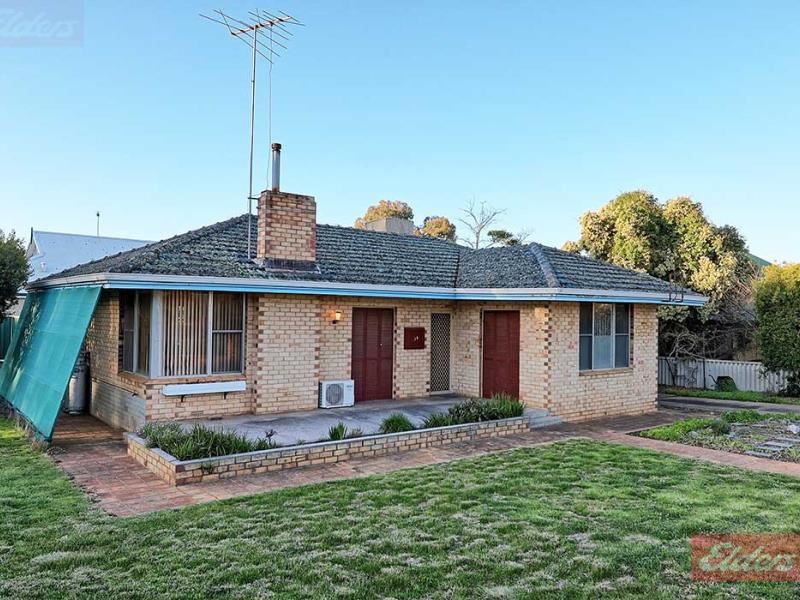 16 Felspar Street, Narrogin
