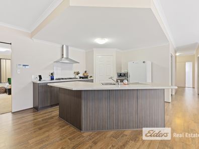 23 Robinia Rise, Collie WA 6225