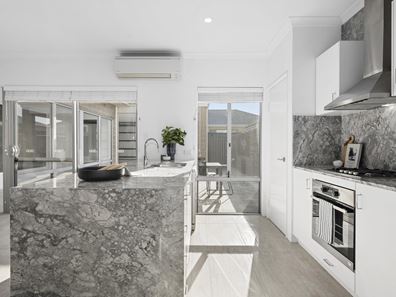10 Mayfield Drive, Brabham WA 6055