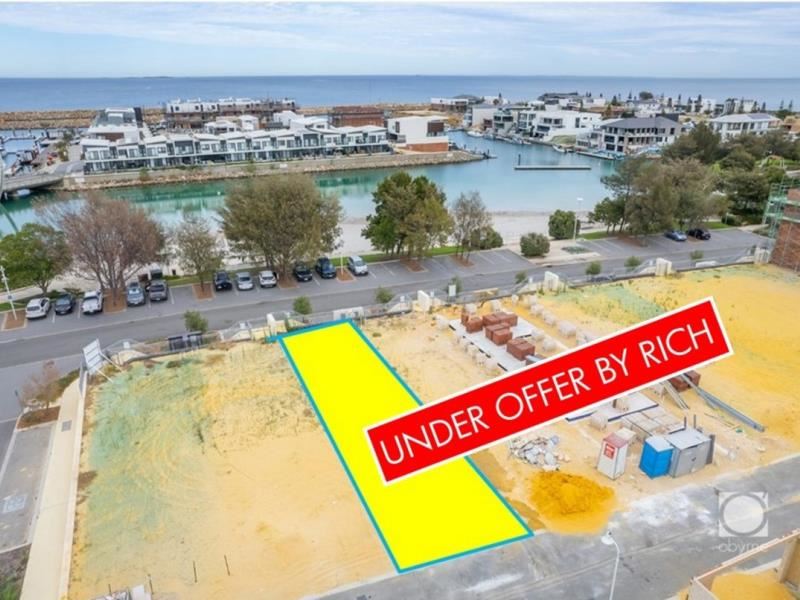 26 Medina Parade, North Coogee