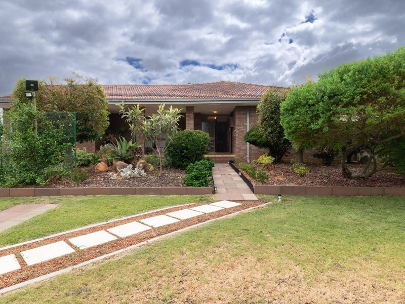 14 Dellavanzo Street, Maddington