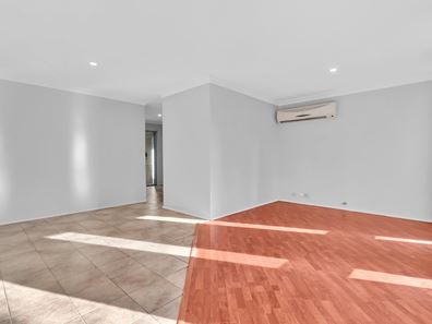 10 Brookdale Drive, Armadale WA 6112