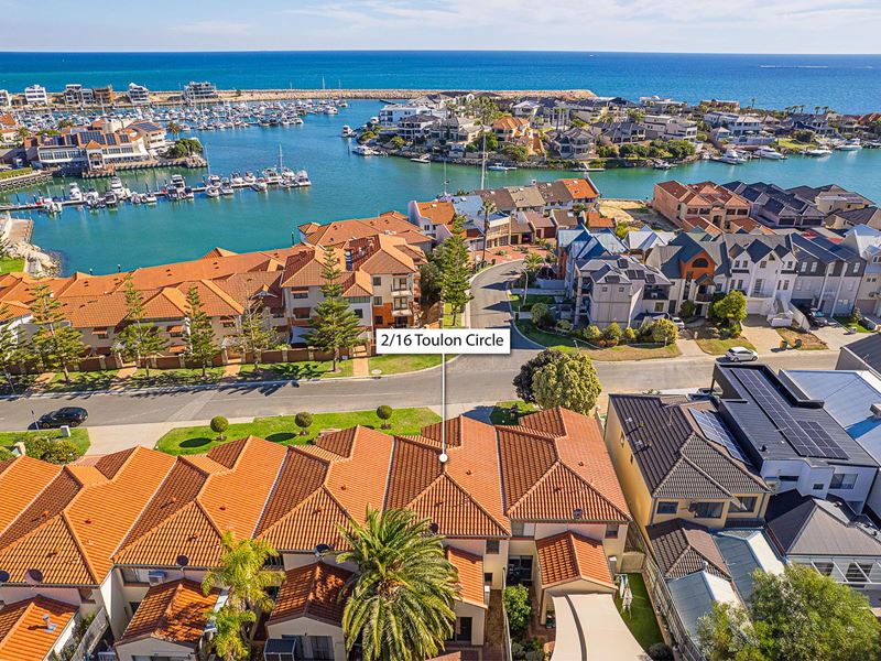 2/16 Toulon Circle, Mindarie