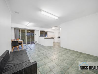 13/30 Winchester Place, Ballajura WA 6066