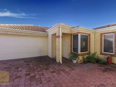 5d Oakney Avenue, Nollamara WA 6061