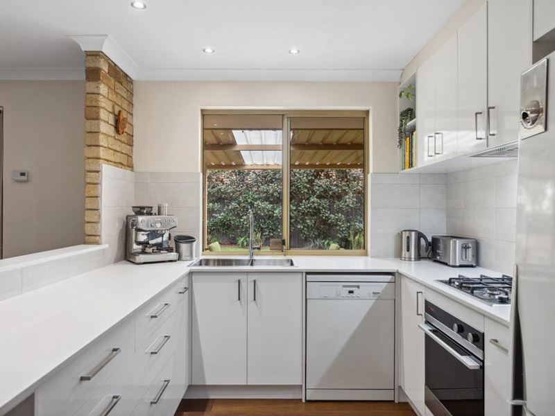 25B McKivett Crescent, Leeming