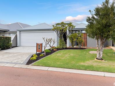 18 Corymbia Boulevard, Byford WA 6122