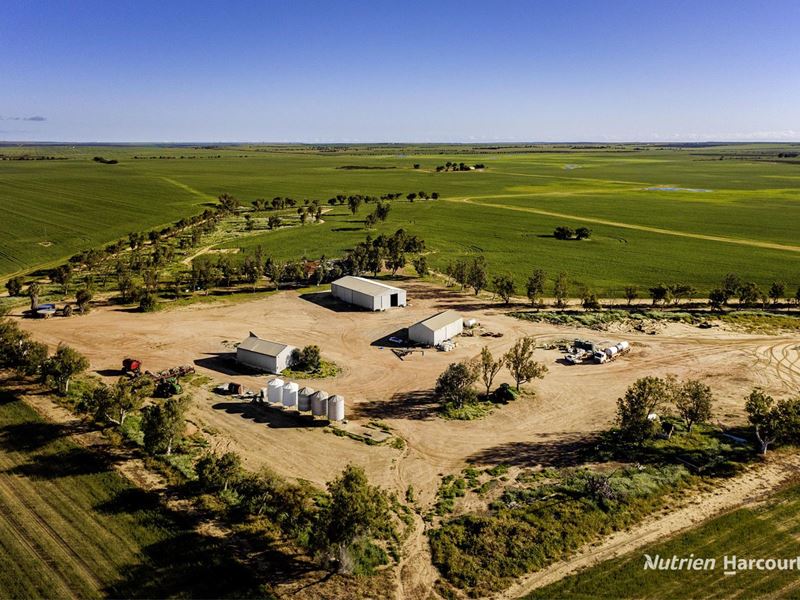 235 Telegraph Road, West Binnu