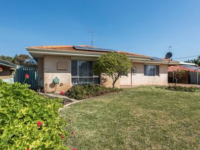 20 Maroonah Road, Golden Bay WA 6174