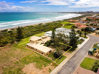 13 Eastcott Way, Tarcoola Beach WA 6530