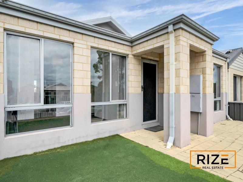 14 Micrantha Way, Banksia Grove