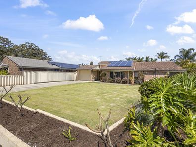 11 Greenoaks Gardens, Ballajura WA 6066