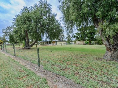 67 Chittering Street, Muchea WA 6501