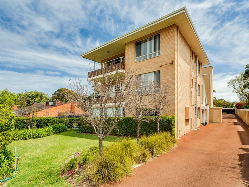 9/7 Bindaring Parade, Claremont