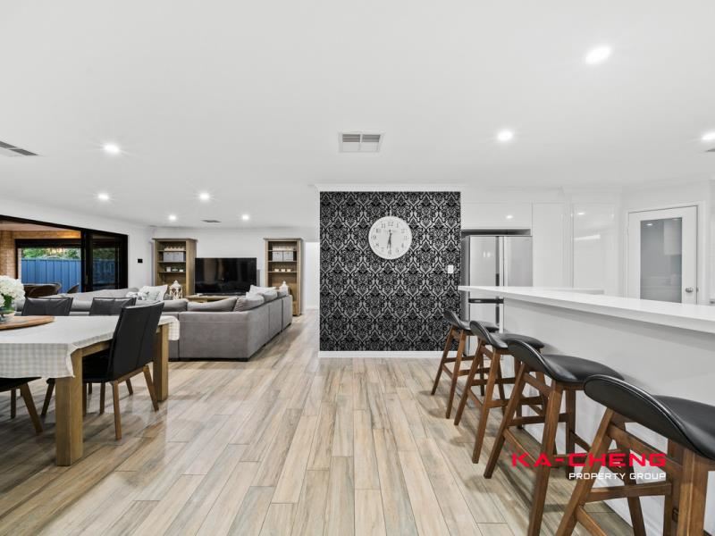 15 Olive Grove, Beechboro