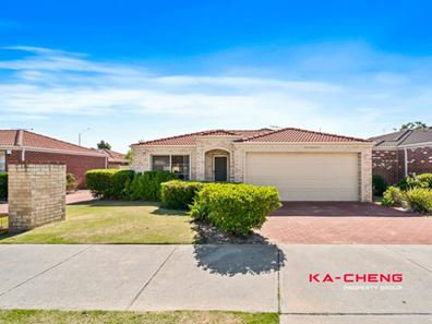 83 Ivanhoe Street, Morley WA 6062