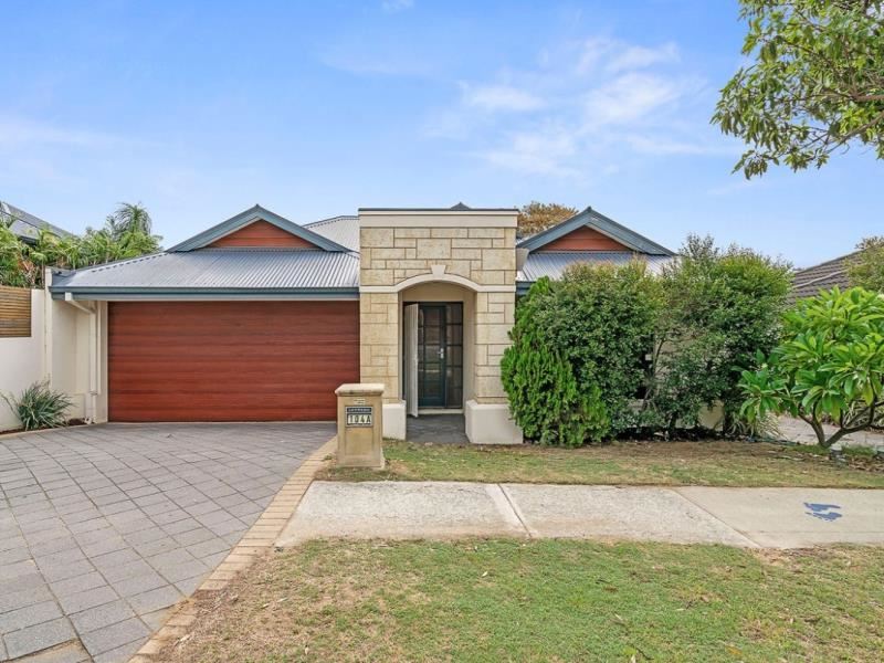 104A Brighton Road, Scarborough WA 6019