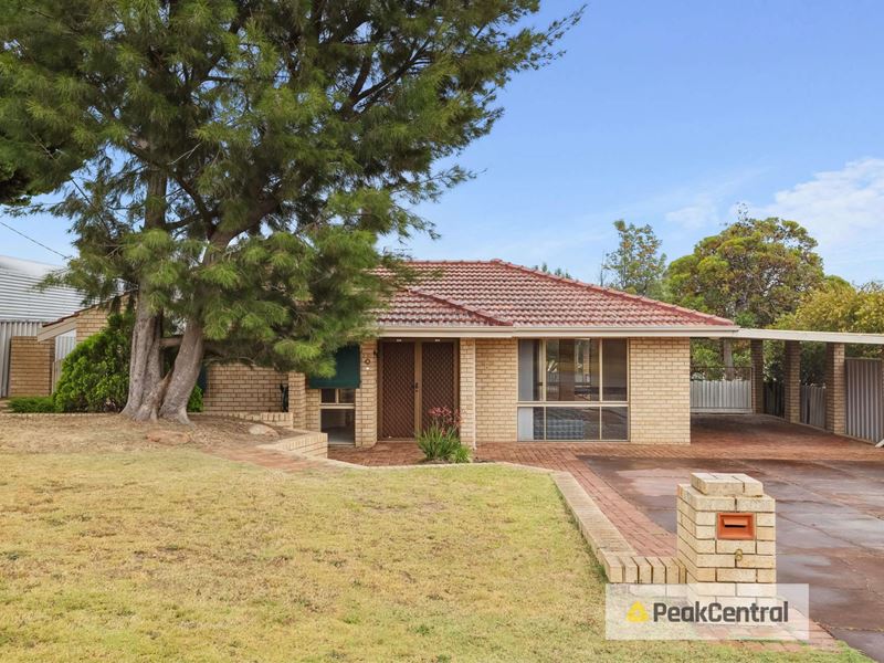 8 Banksia Place, Yangebup