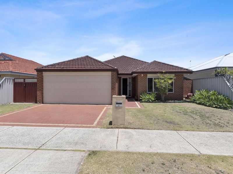 11 Maverick Promenade, Shoalwater WA 6169