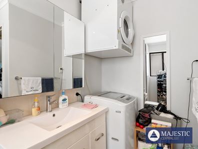 78/309 Harborne Street, Glendalough WA 6016