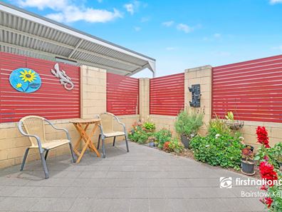 2/20 Grove Street West, Little Grove WA 6330