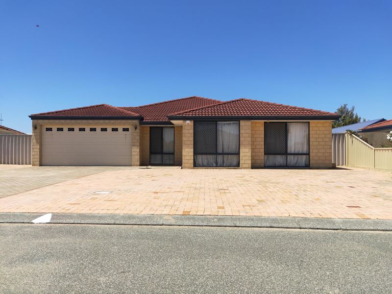 4 Pyrenees Court, Caversham WA 6055