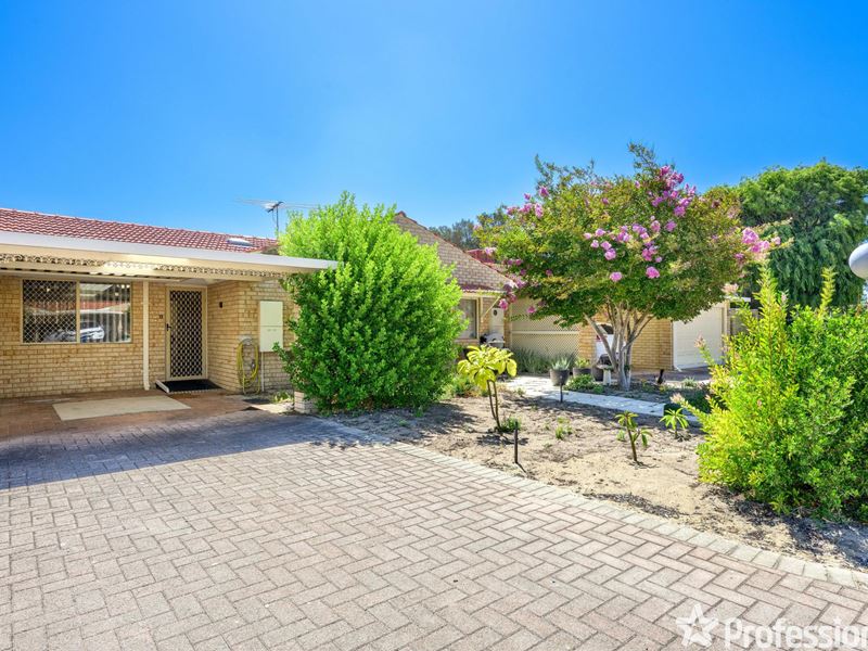 13/5 Ashford Avenue, Rockingham WA 6168