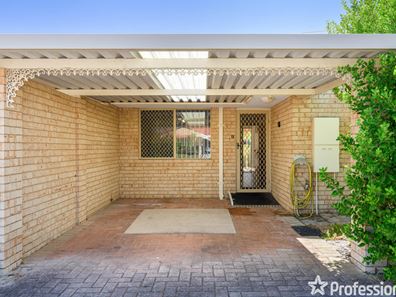 13/5 Ashford Avenue, Rockingham WA 6168