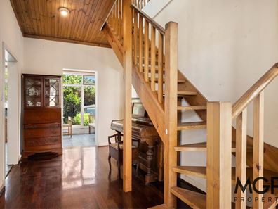 39 Perkins Road, Melville WA 6156
