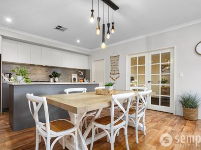 8 Retusa Street, Beeliar WA 6164