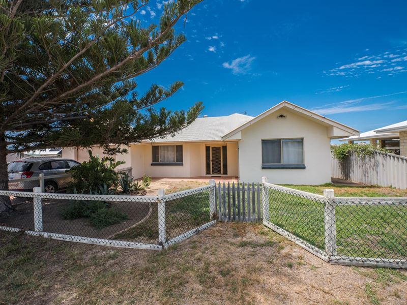 10 Sea Ripple Avenue, Port Denison