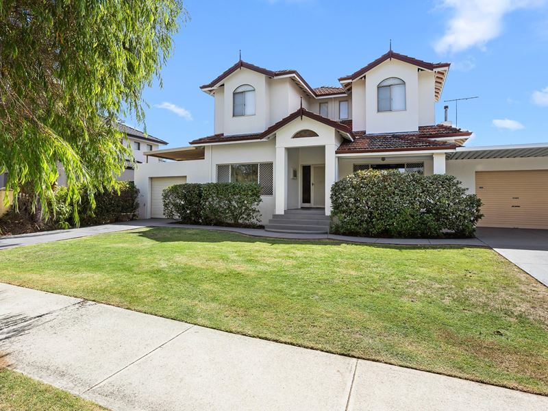 10 Bessell Avenue, Como