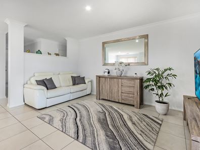 49 Wisteria Crescent, Pinjarra WA 6208