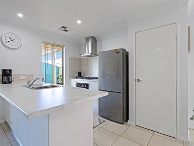 49 Wisteria Crescent, Pinjarra WA 6208