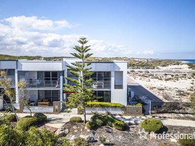 4/14 Keel Lane, Alkimos WA 6038