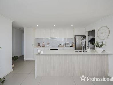 4/14 Keel Lane, Alkimos WA 6038