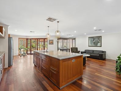 44 Elsie Street, Watermans Bay WA 6020