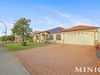 14 Campbell Road, Canning Vale WA 6155