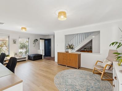 61 Fantail Crescent, Ellenbrook WA 6069