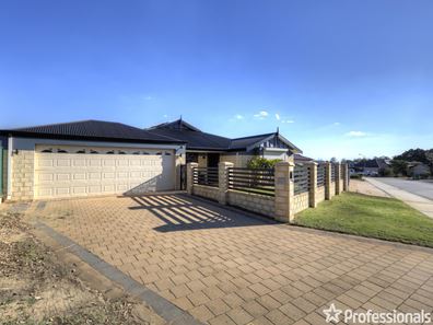10 Camellia Loop, Forrestfield WA 6058