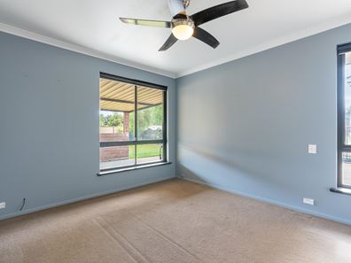 4 Nova Court, Cooloongup WA 6168