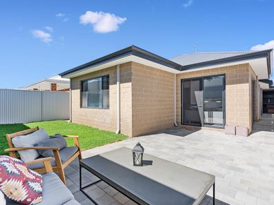 41 Bluewater Drive, Eglinton WA 6034