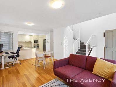 2/25 Brentham Street, Leederville WA 6007