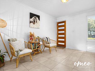 2/24 Southwell Crescent, Hamilton Hill WA 6163