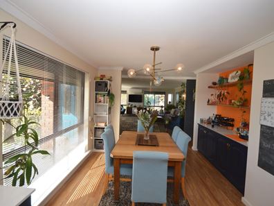 16 Driftwood Road, Silver Sands WA 6210