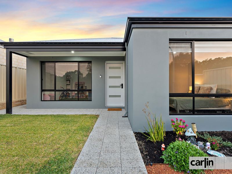 16 Montclair Crescent, Success WA 6164