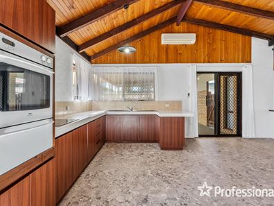 27 Blue Gum Place, Midvale WA 6056