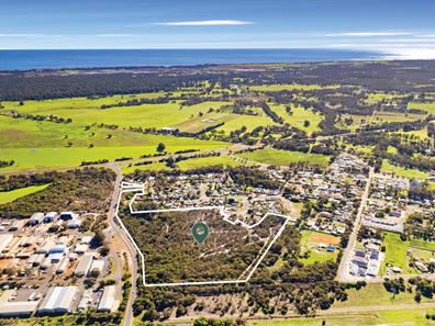 100 Spurr Street, Capel WA 6271
