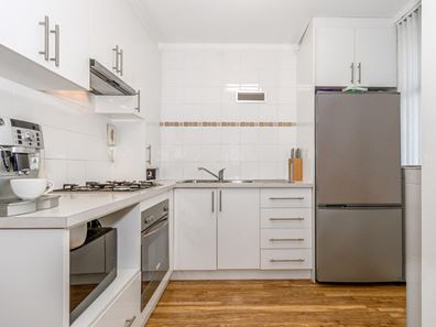18/160 Mill Point Road, South Perth WA 6151