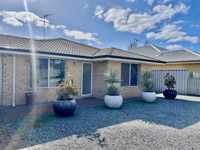 45 Pentland Crescent, Dudley Park WA 6210